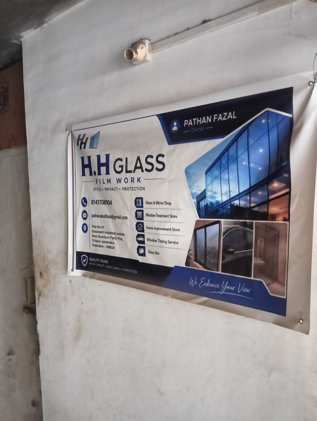 HH Glass Film Work official banner and business verification